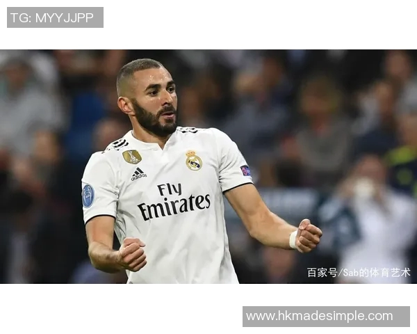 足坛黄毛球星的成长历程与辉煌瞬间全面解析